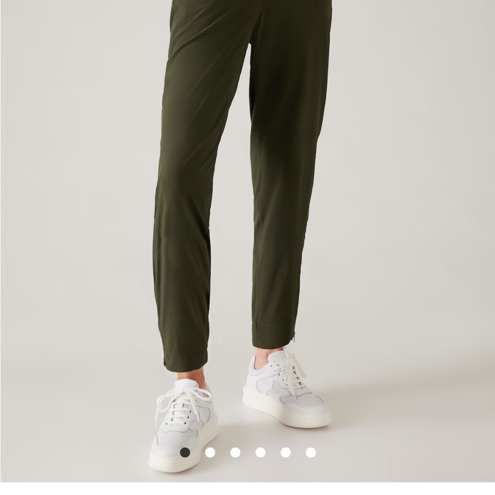 NWT Brooklyn Heights High Rise Jogger- 6 Tall